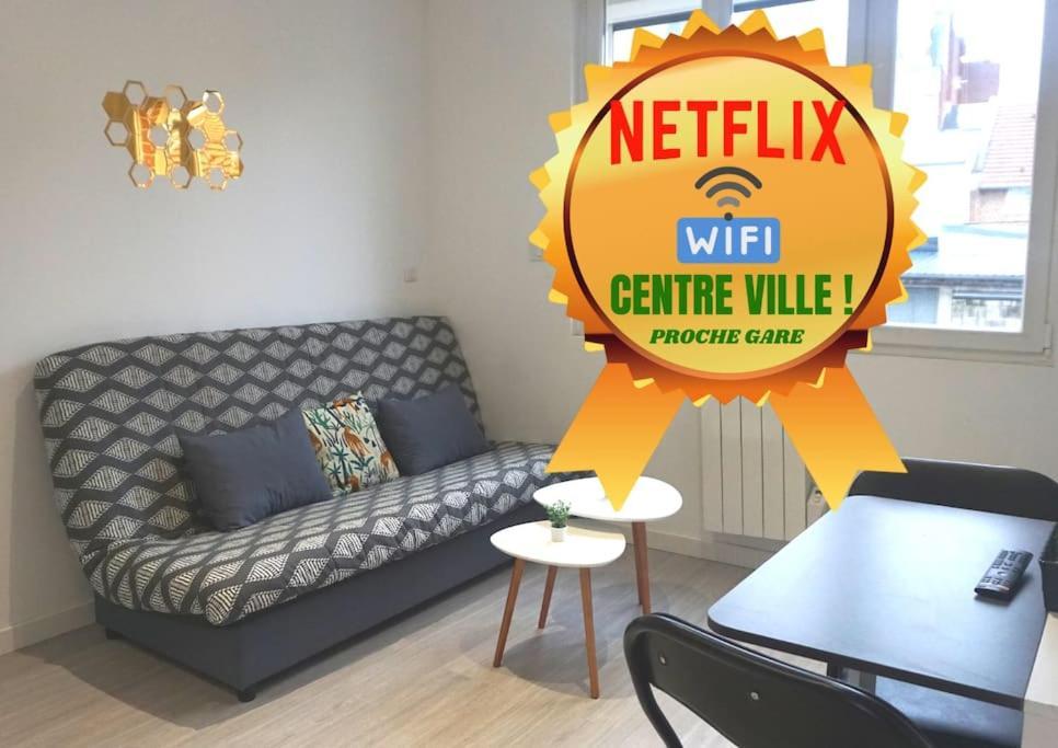 Cosy T2 Wifi Parking Proche Gare Centre Ville Saint-Quentin  Buitenkant foto